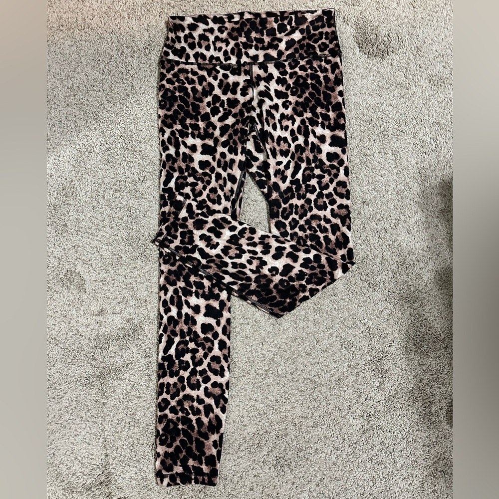 Butter soft leopard leggings. Worn once. Great condition.
